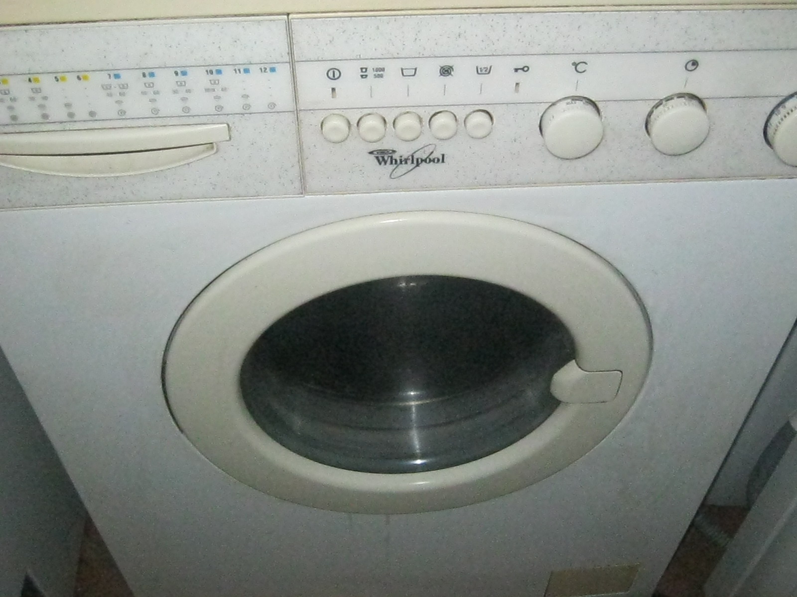 Whirlpool AWM 827
