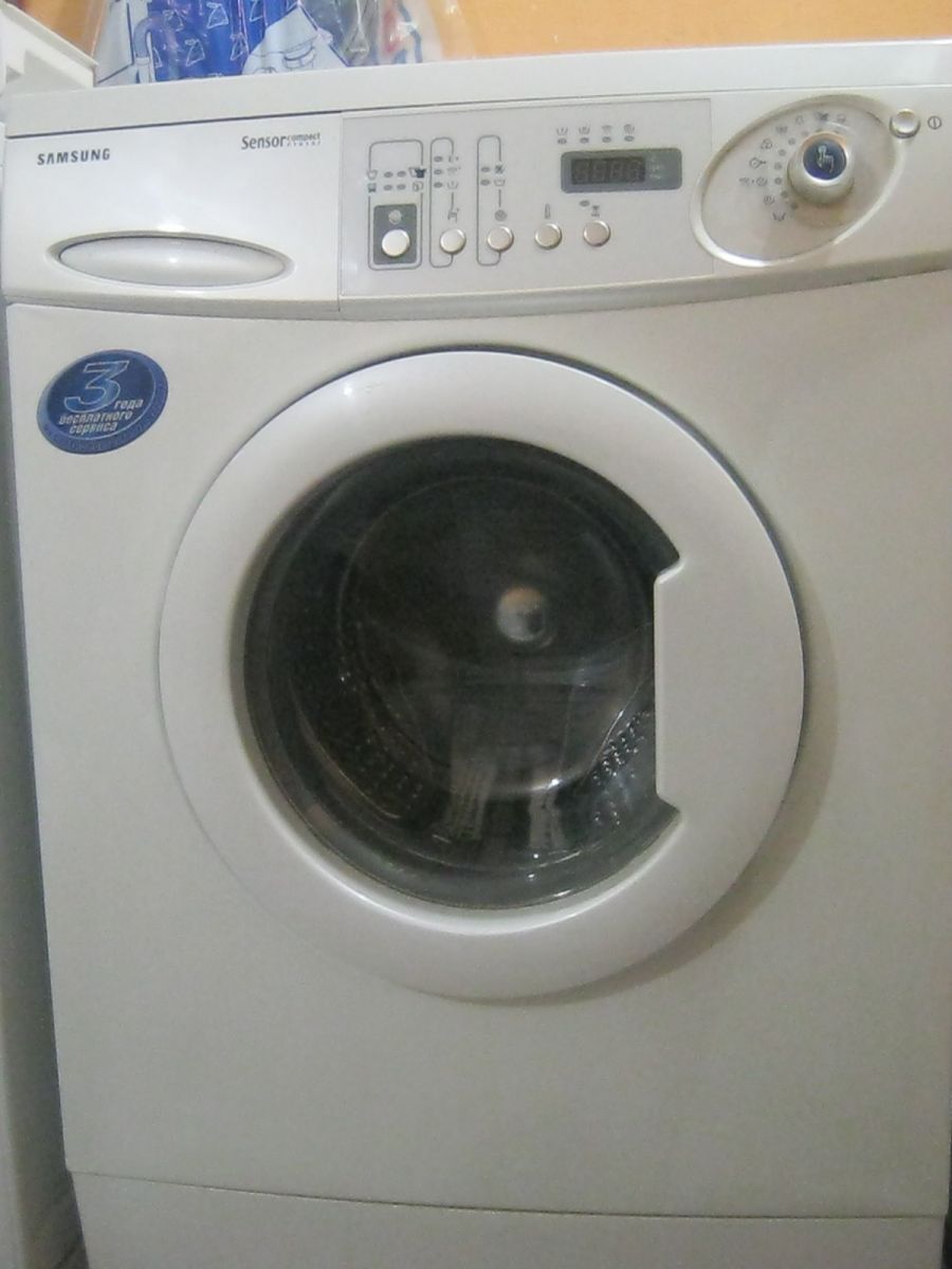 Samsung F 813J