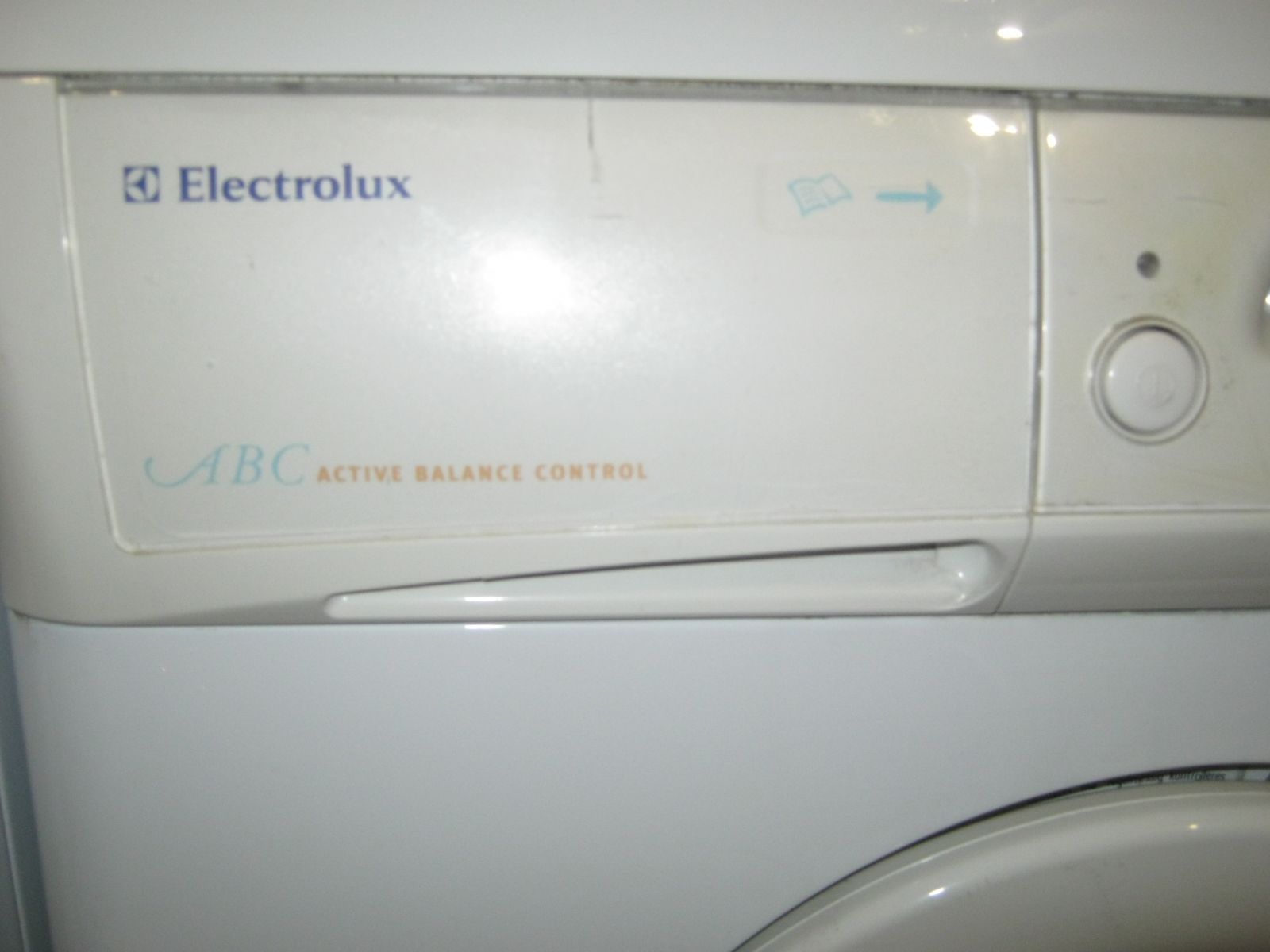 ELECTROLUX EWS 1046 б/у