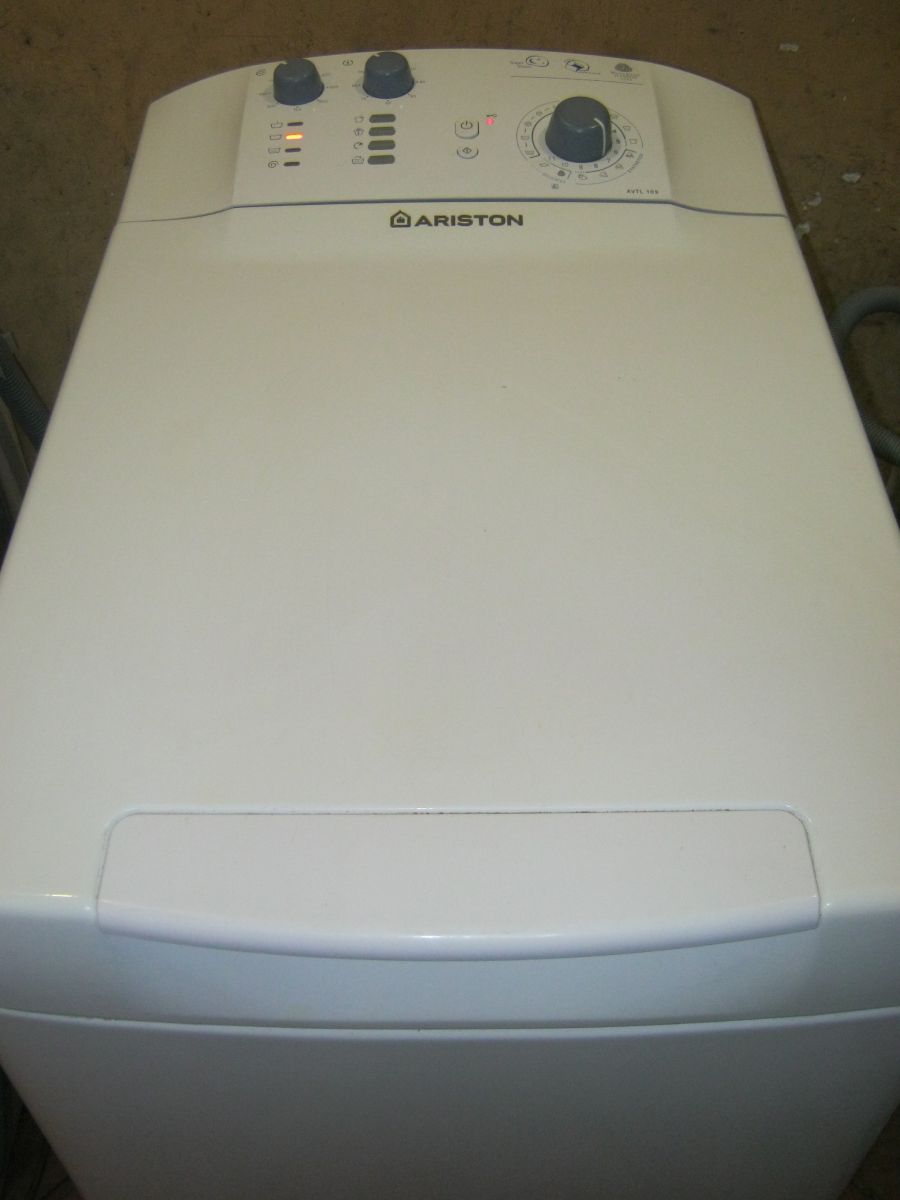  Ariston AVTL 109