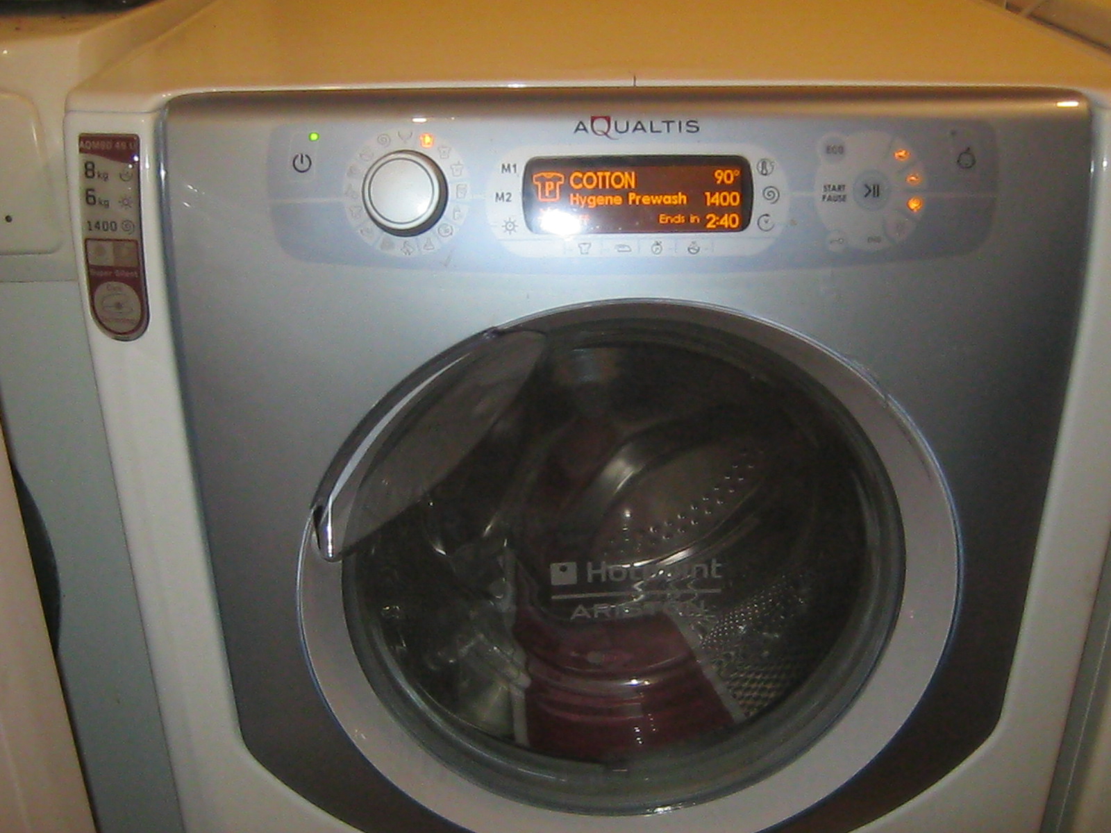 Ariston AQM8D49U