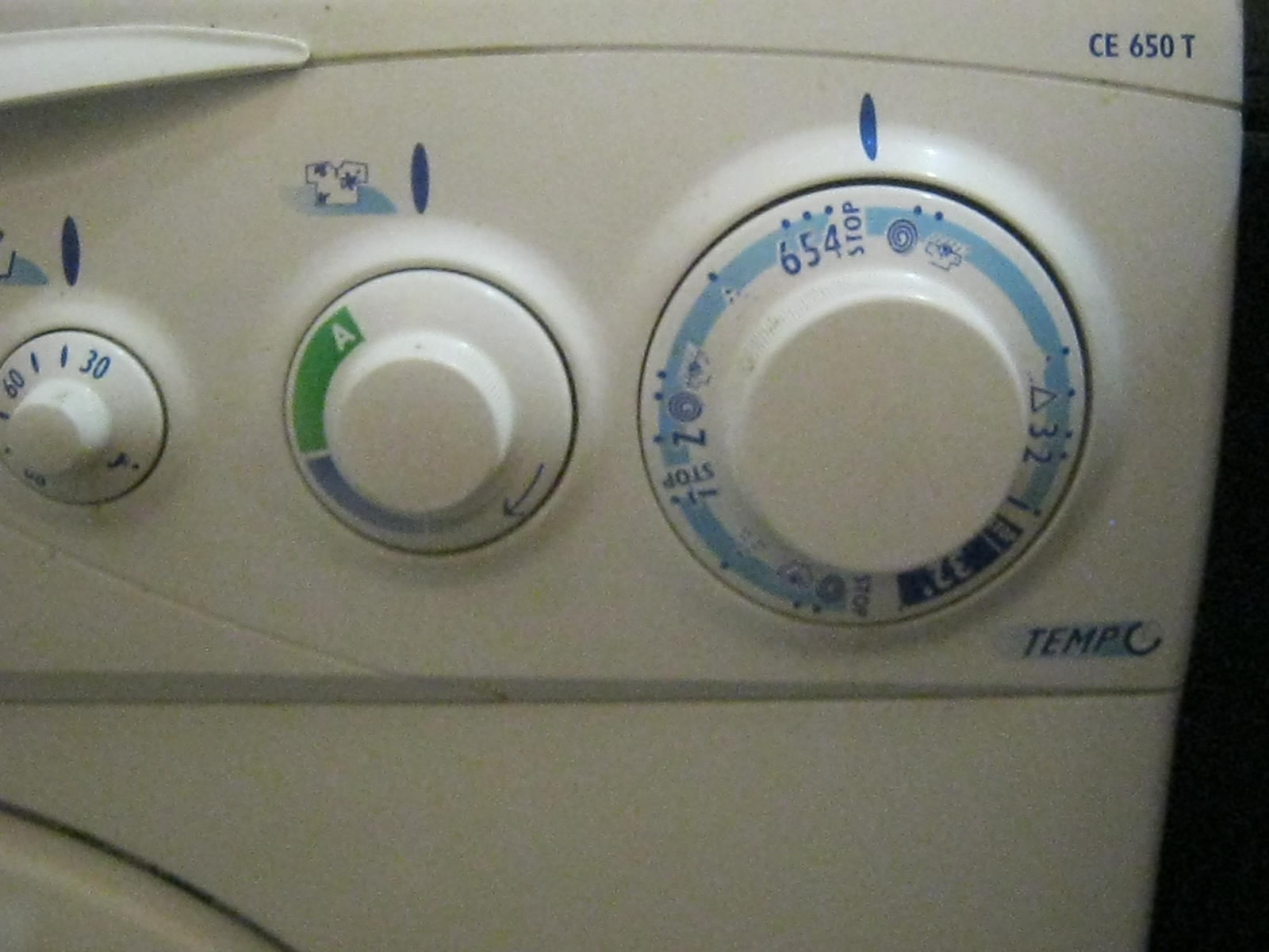 Candy CE 650T