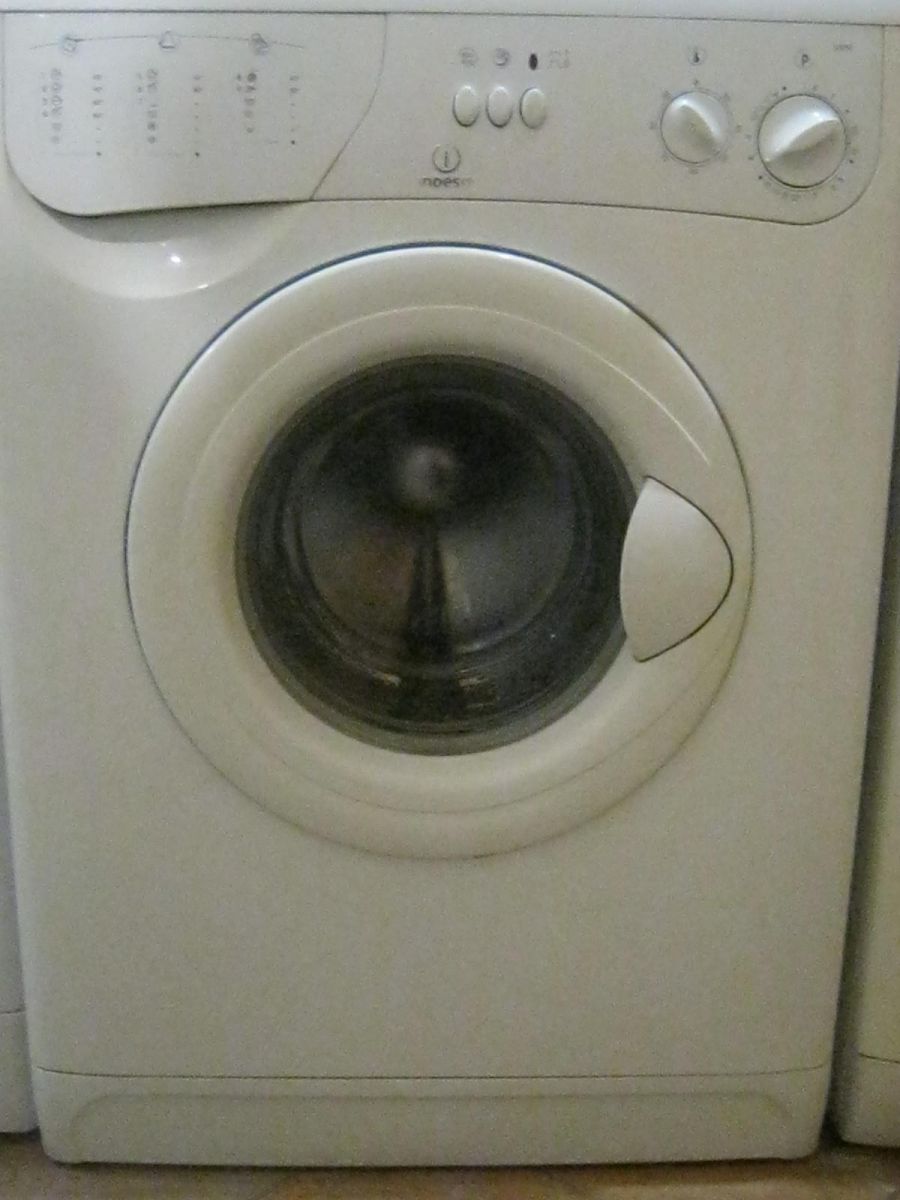  Indesit W93T