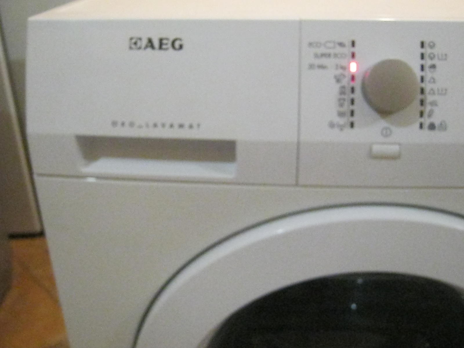 AEG L 75484 EFL