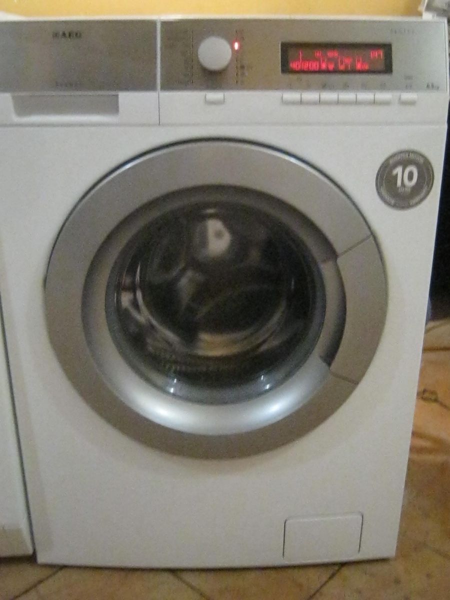 AEG L85470SL