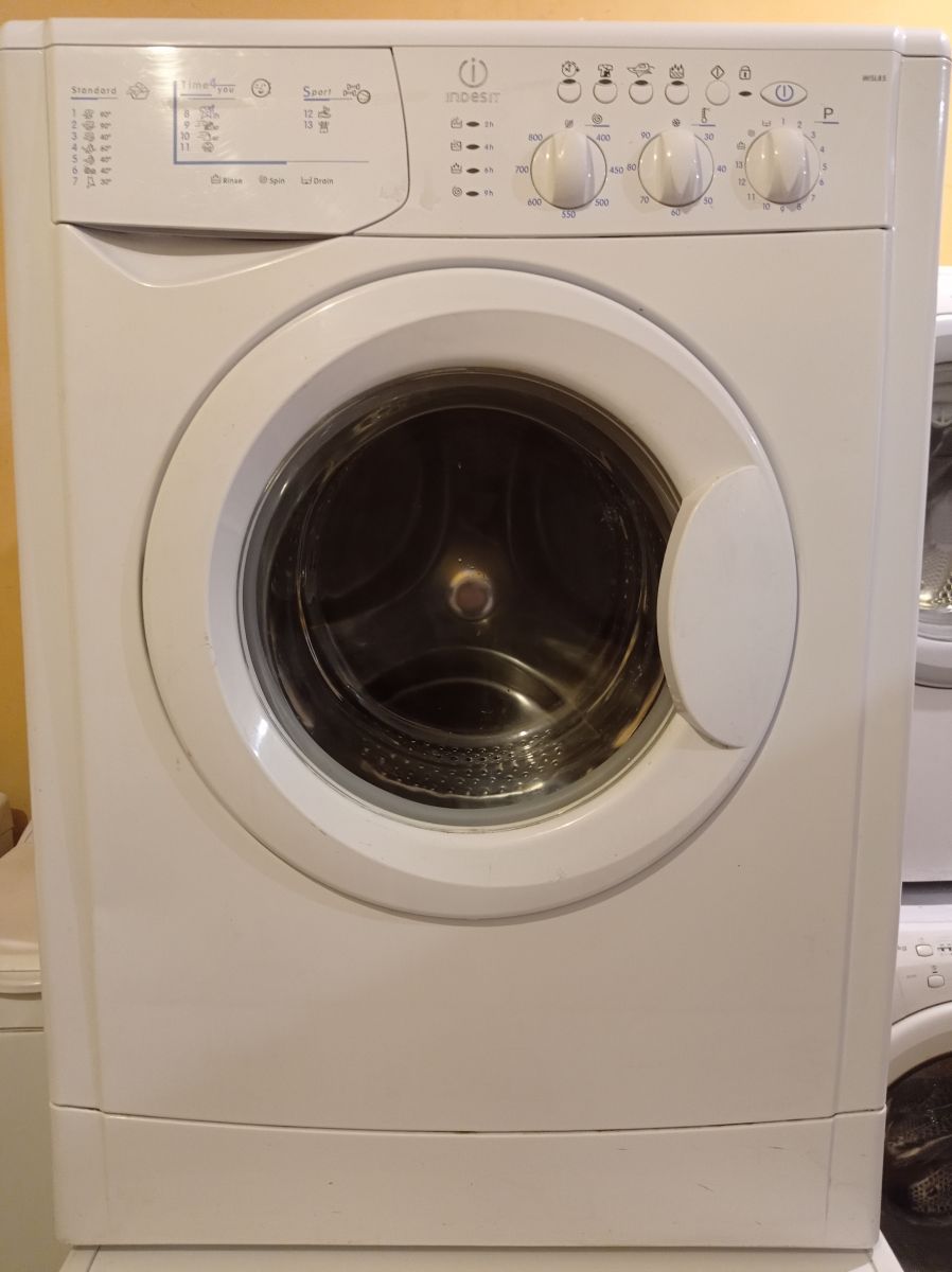  INDESIT WISL  85 