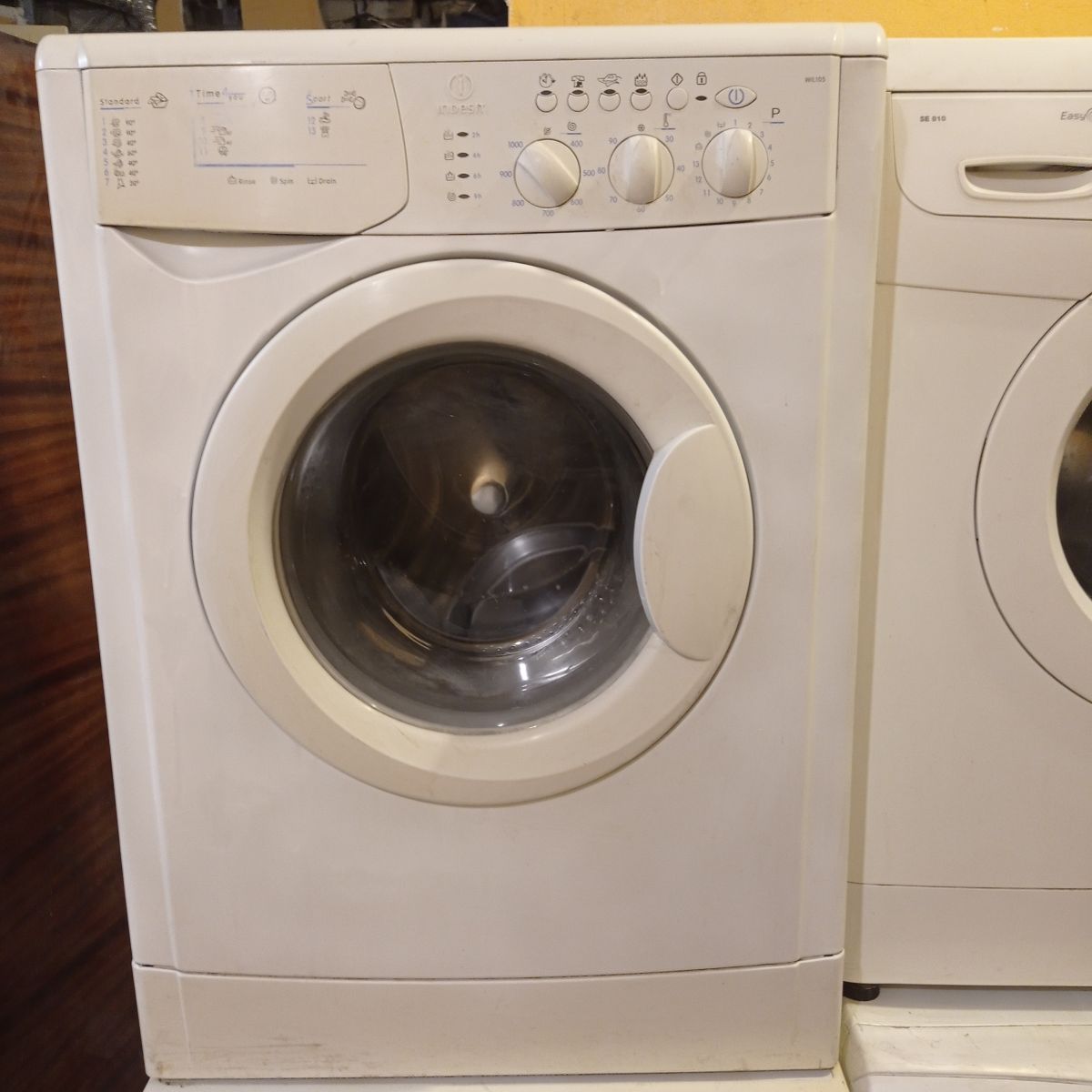 Indesit WIL 105 б/у