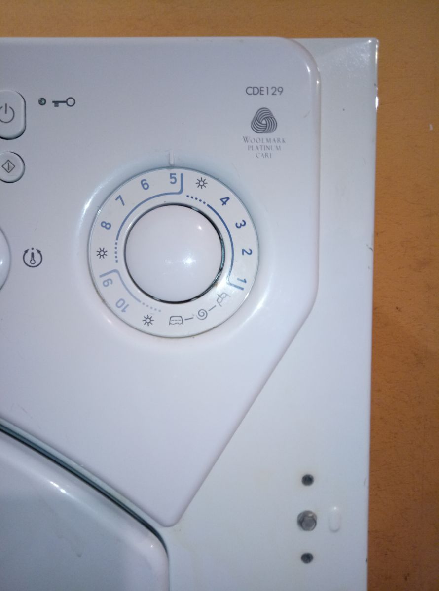 Ariston CDE129 с сушкой, встраиваемая