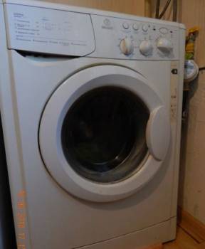  Indesit WI 104 X